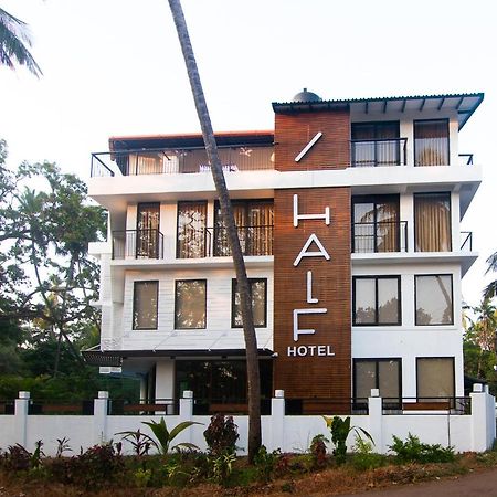 Half Hotel Calangute Luaran gambar